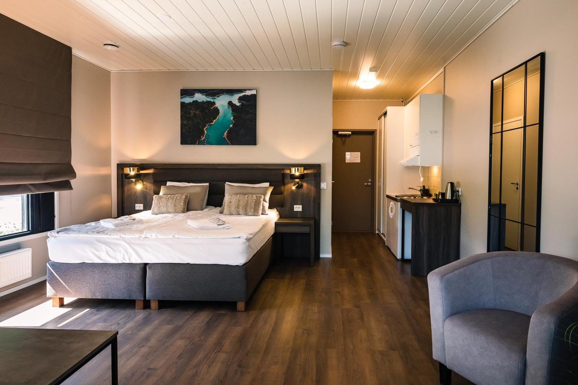Hotel Boreas Рованиеми Экстерьер фото